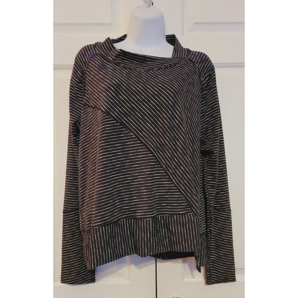 Prana Alicia Pullover Top Green/Black Size  XL - Picture 5 of 9